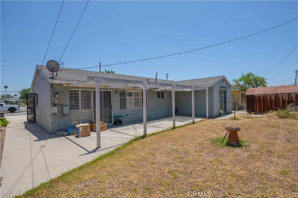 main property photo 8