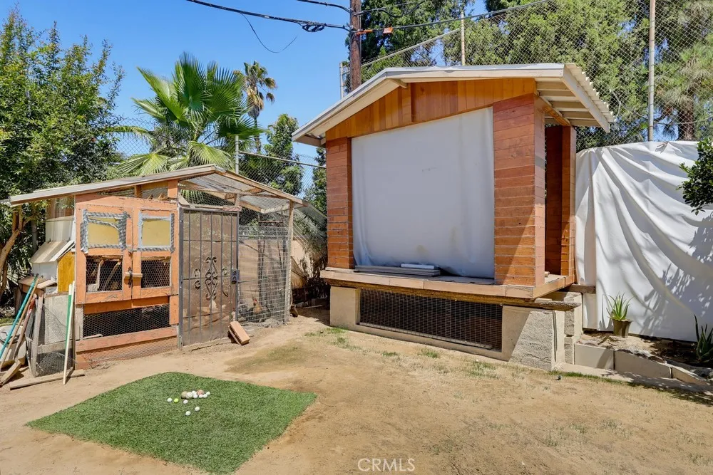 main property photo 60