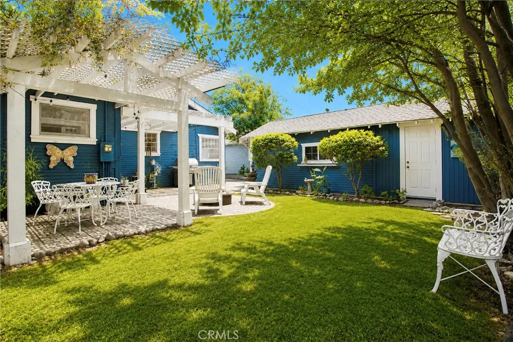 main property photo 23
