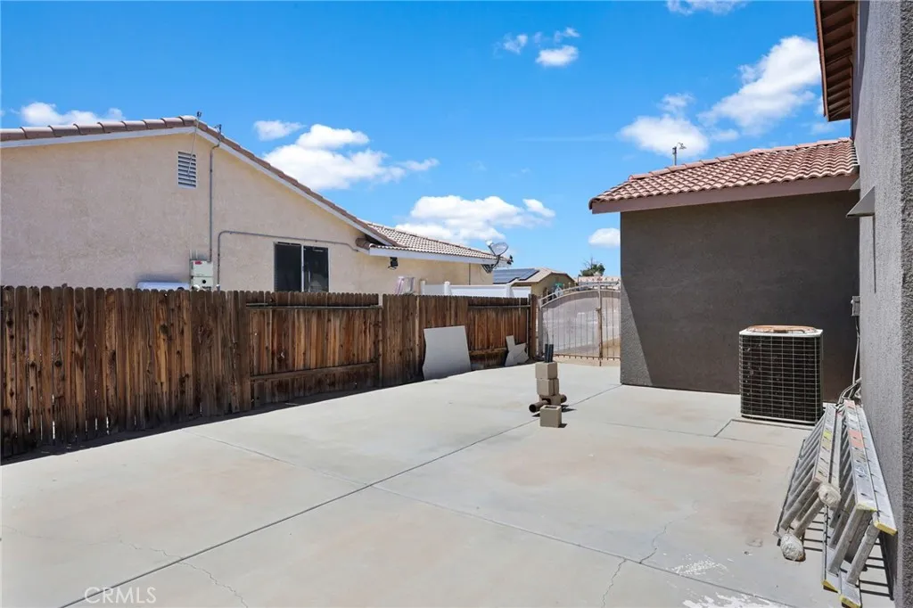 main property photo 30