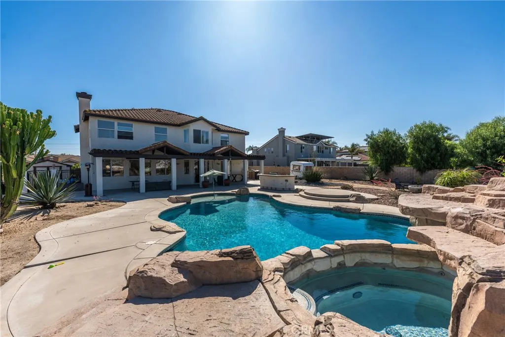 main property photo 43