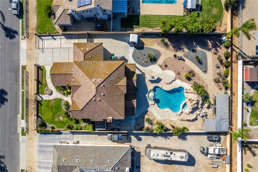 main property photo 48