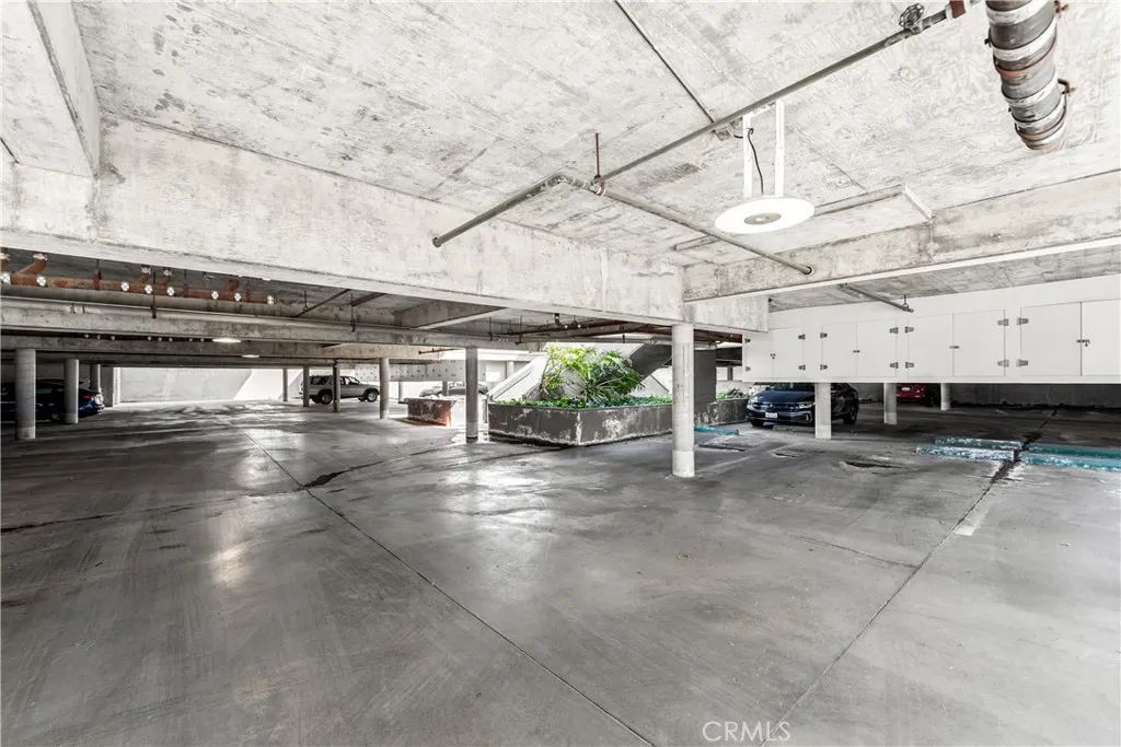 main property photo 59
