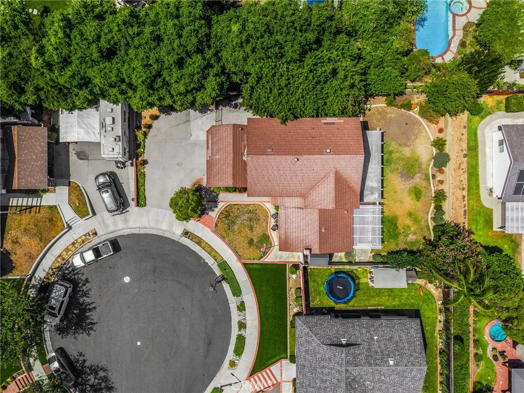 main property photo 24