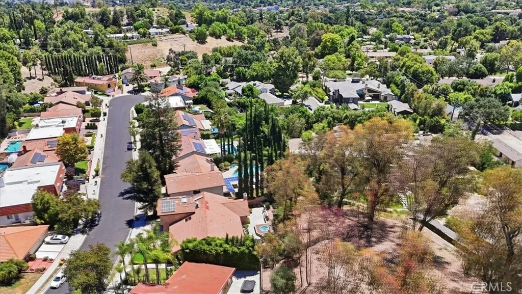 main property photo 60