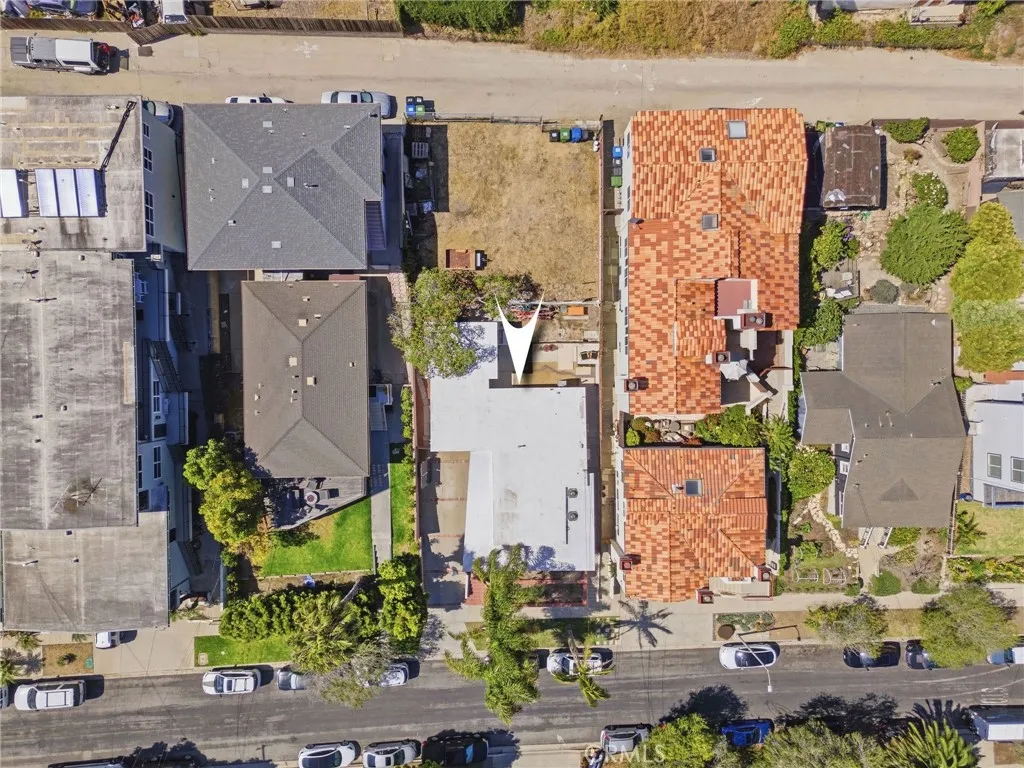 main property photo 41