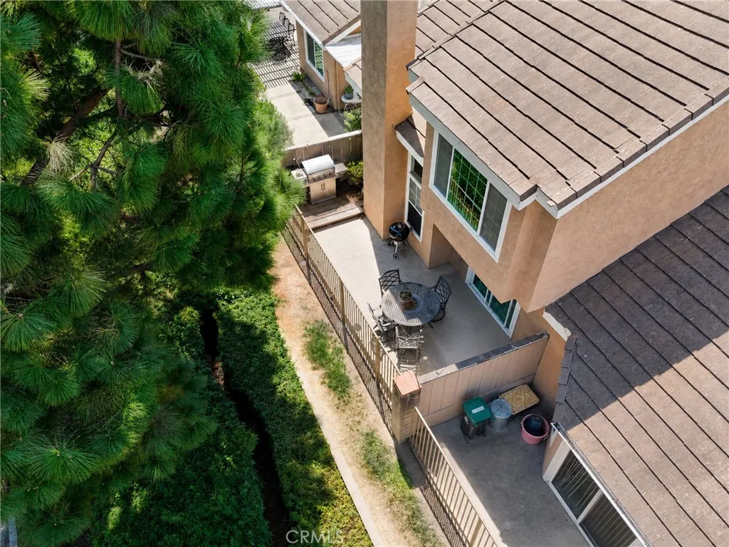main property photo 73