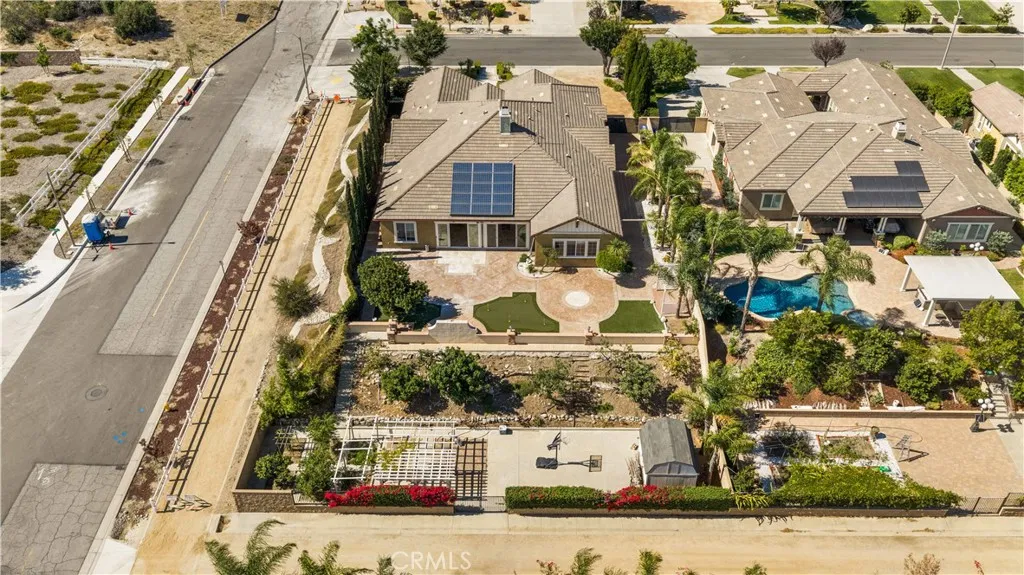 main property photo 47