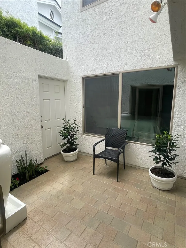 main property photo 50