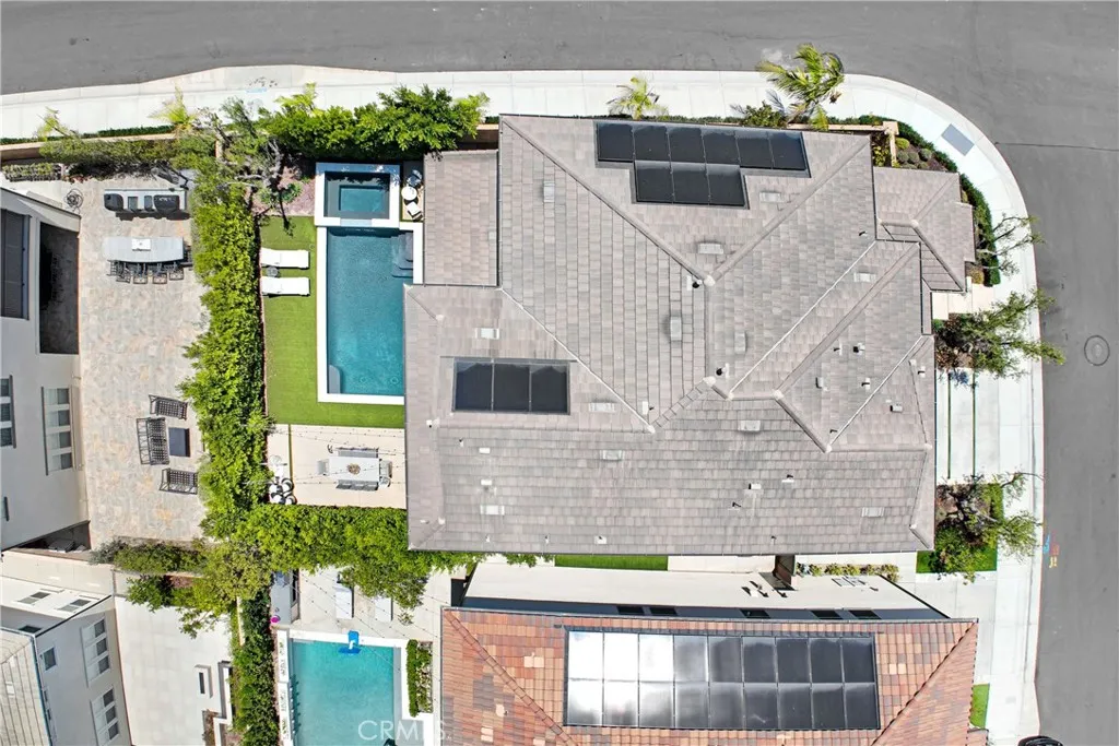 main property photo 59