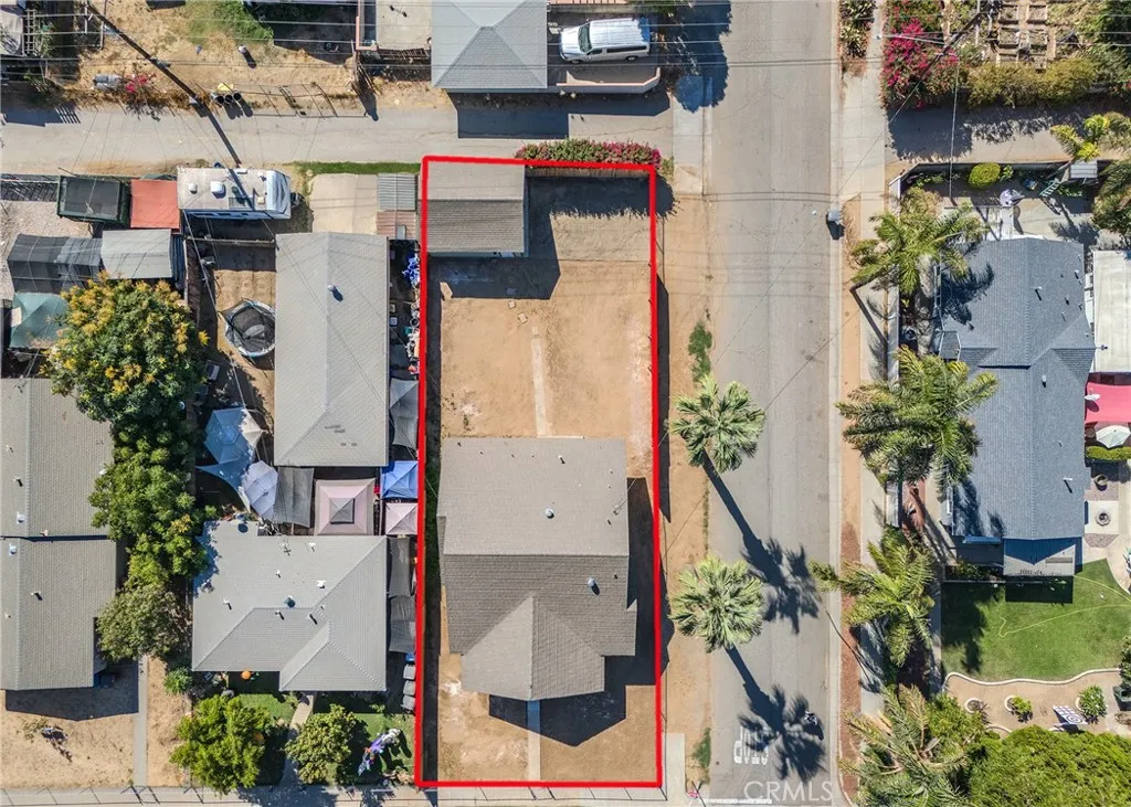 main property photo 26