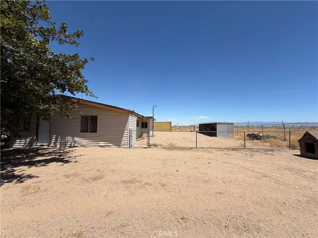 main property photo 29