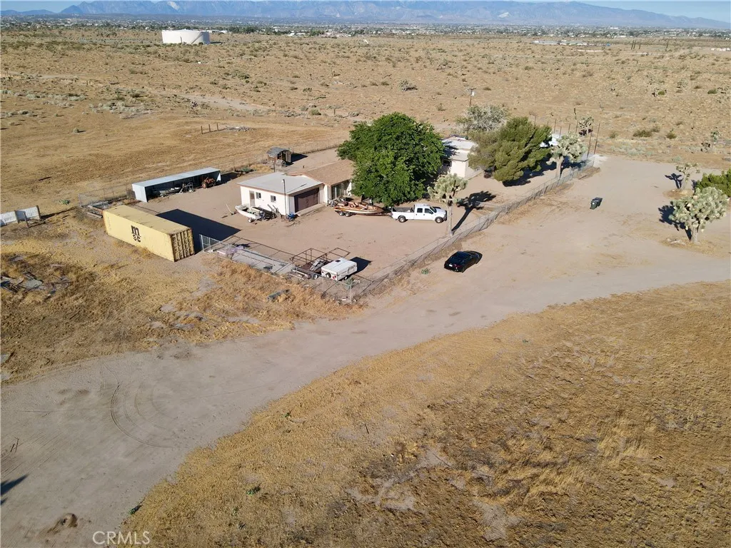 main property photo 9