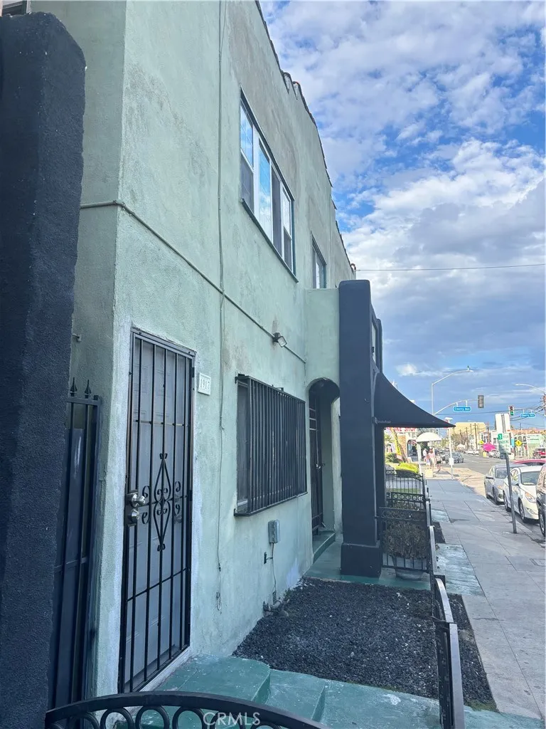 main property photo 17