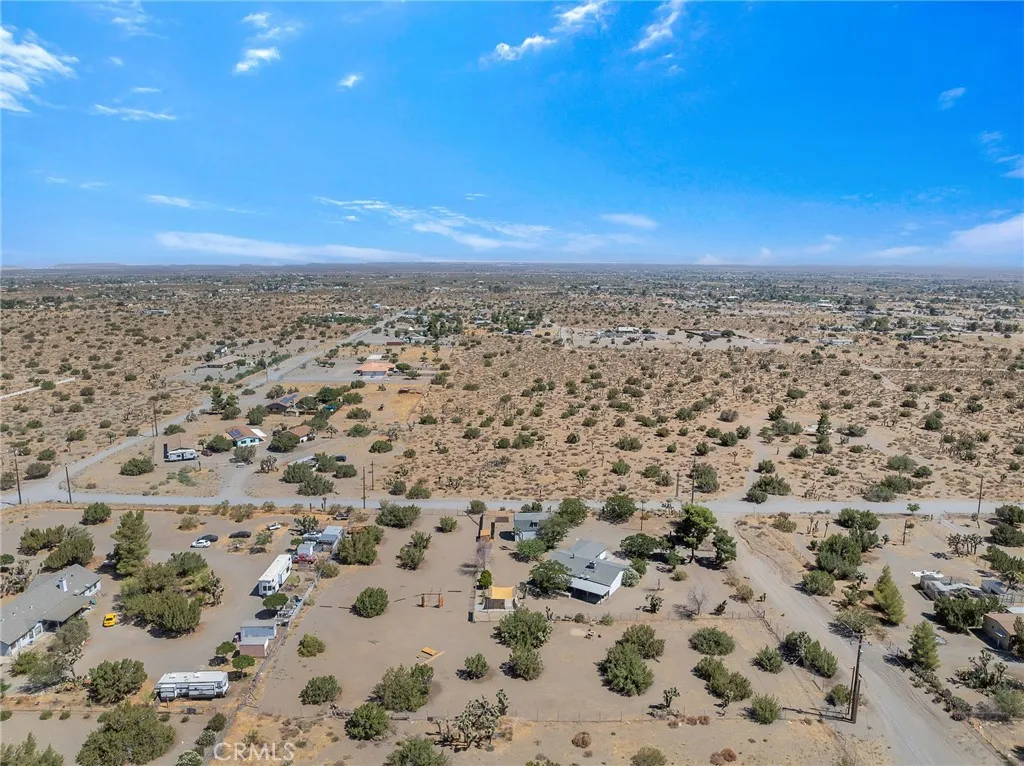 main property photo 27