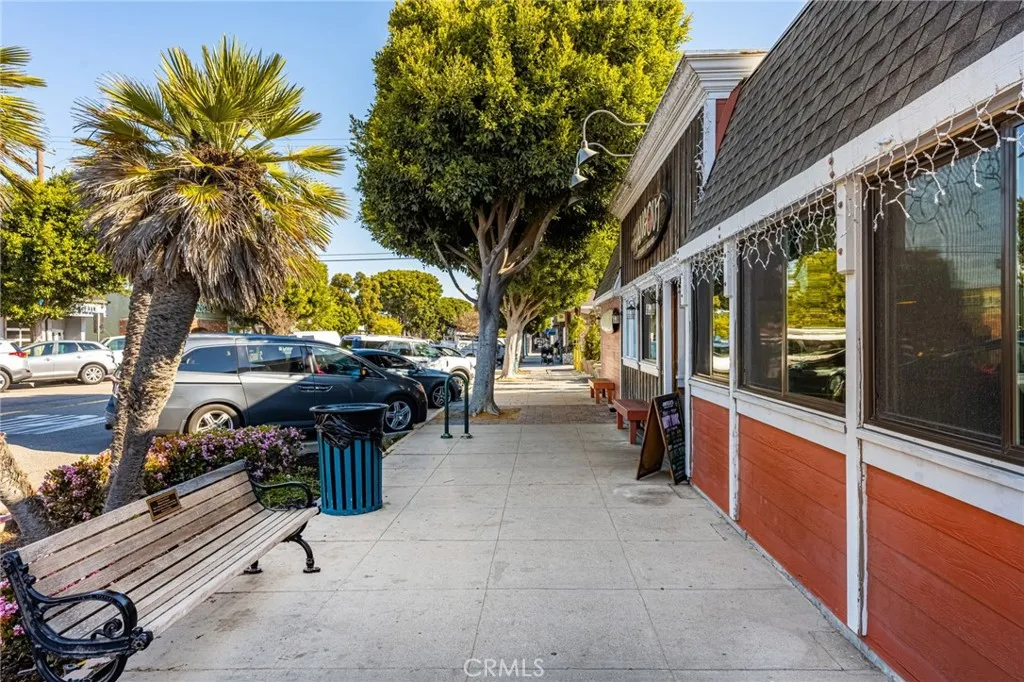 main property photo 38