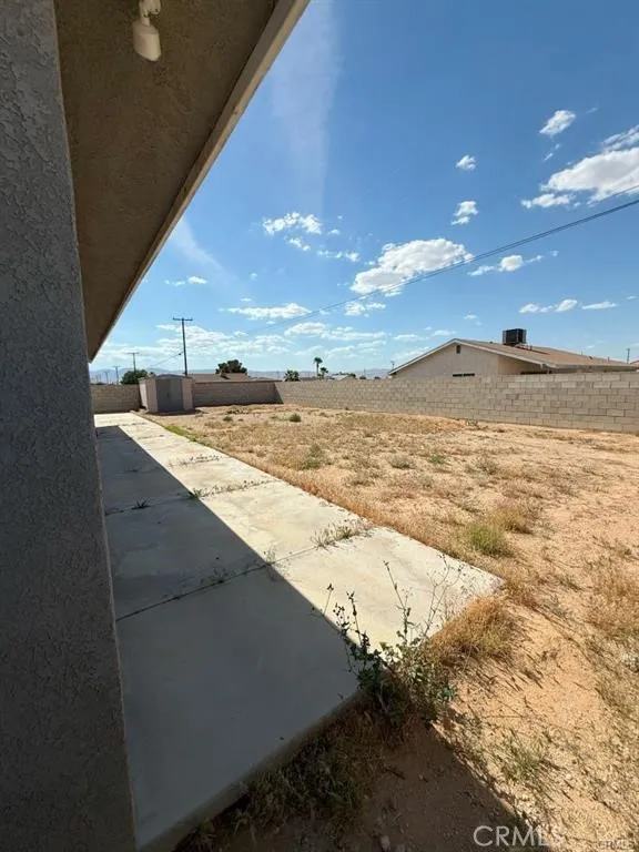 main property photo 11