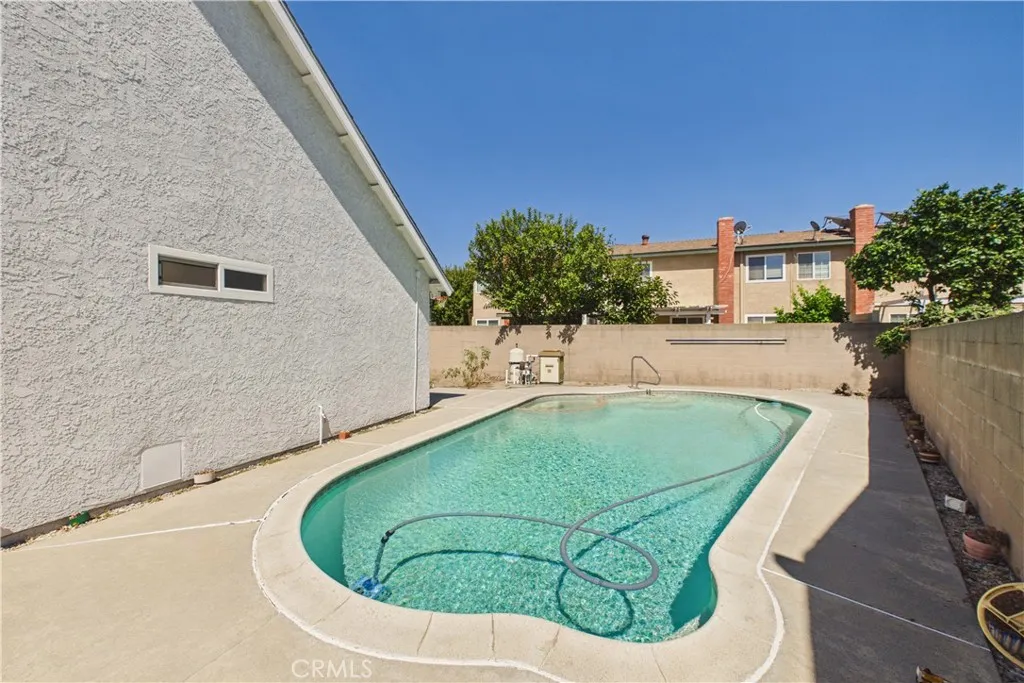 main property photo 66