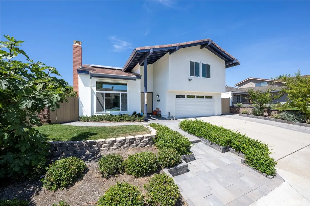 main property photo 0
