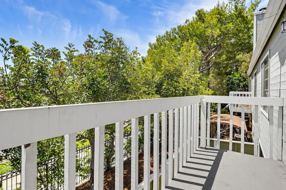 main property photo 67