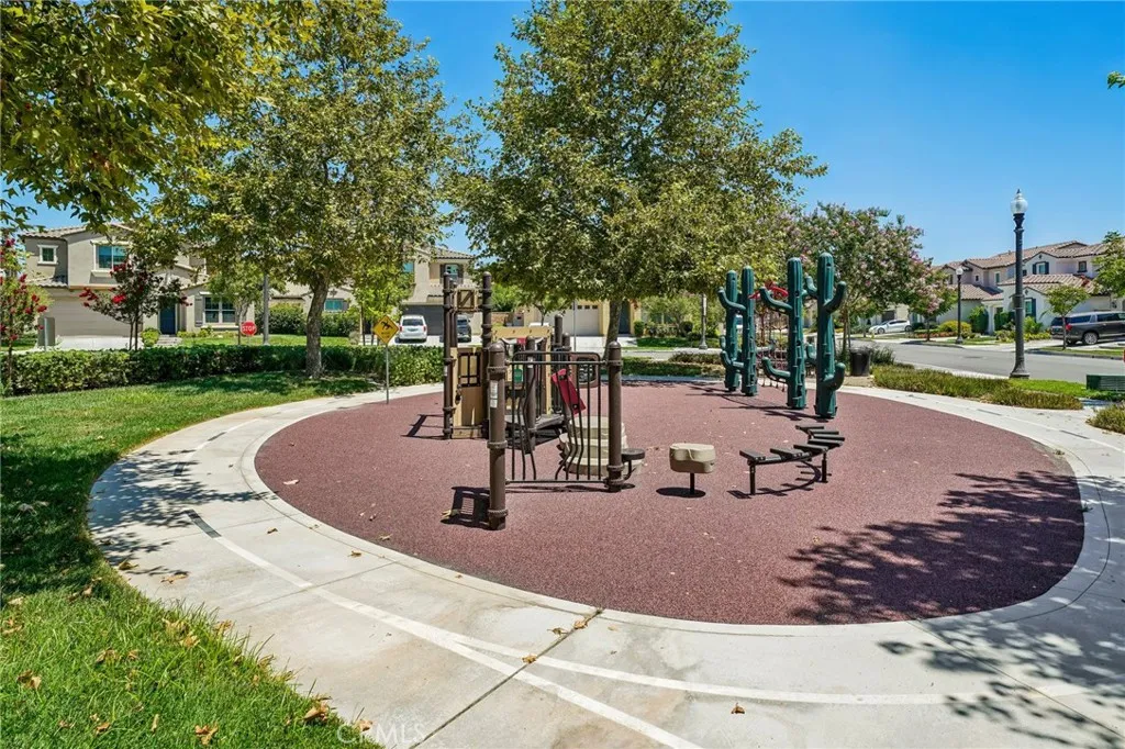 main property photo 48