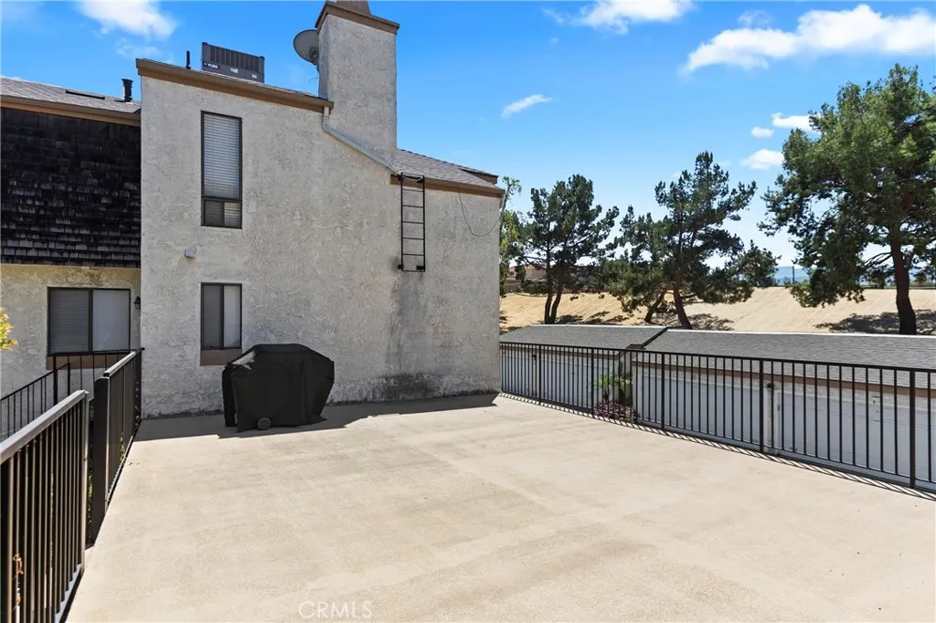 main property photo 26