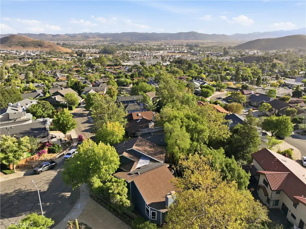 main property photo 50