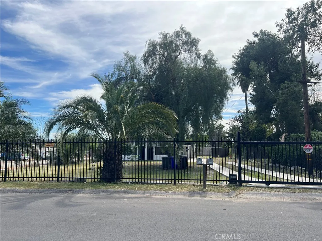 main property photo 0