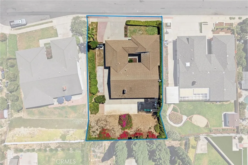 main property photo 44