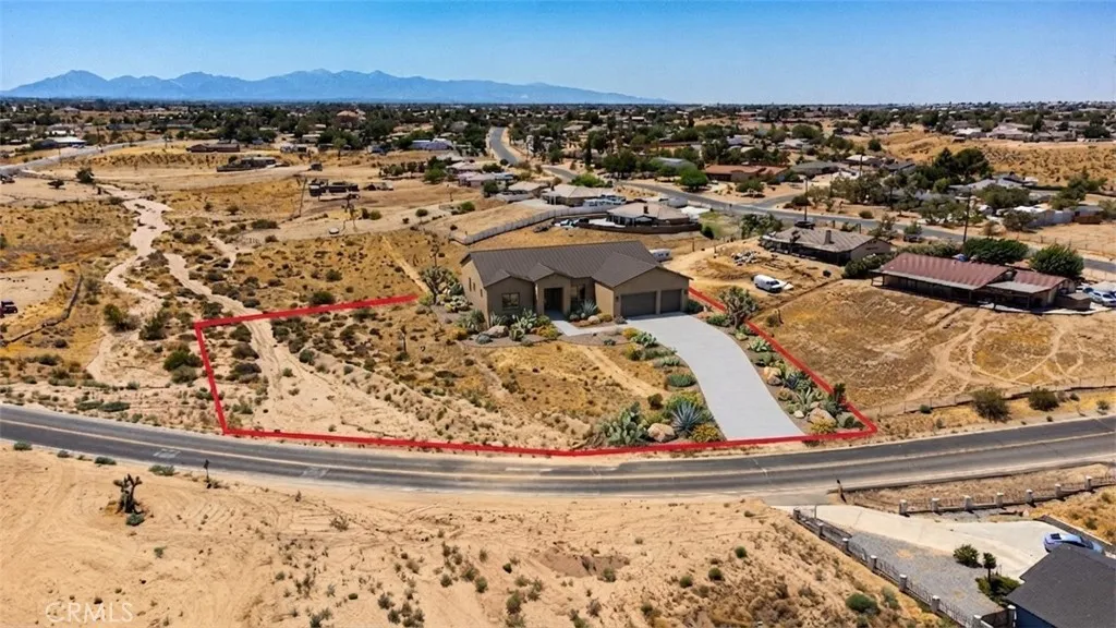 main property photo 22
