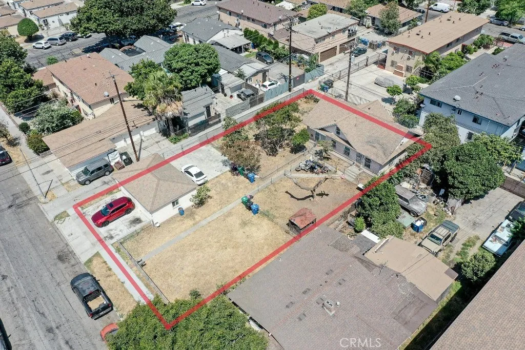 main property photo 24
