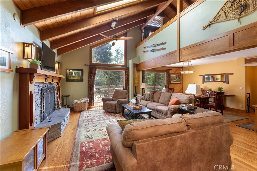 main property photo 12
