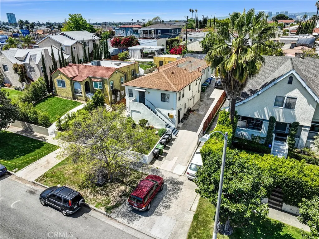 main property photo 11