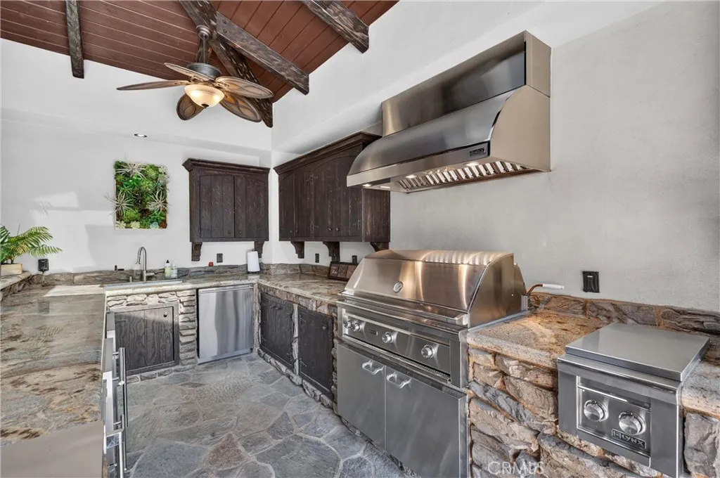 main property photo 67
