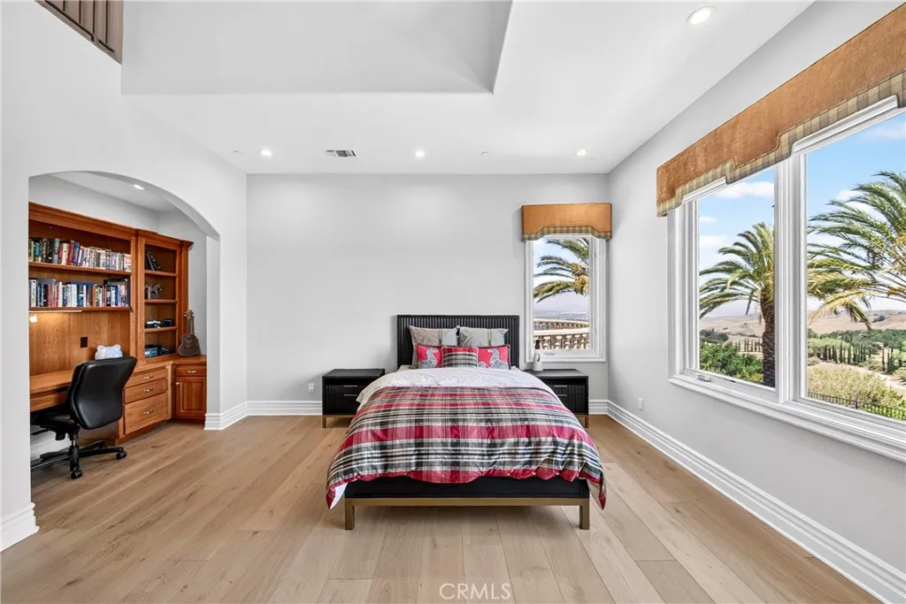 main property photo 54