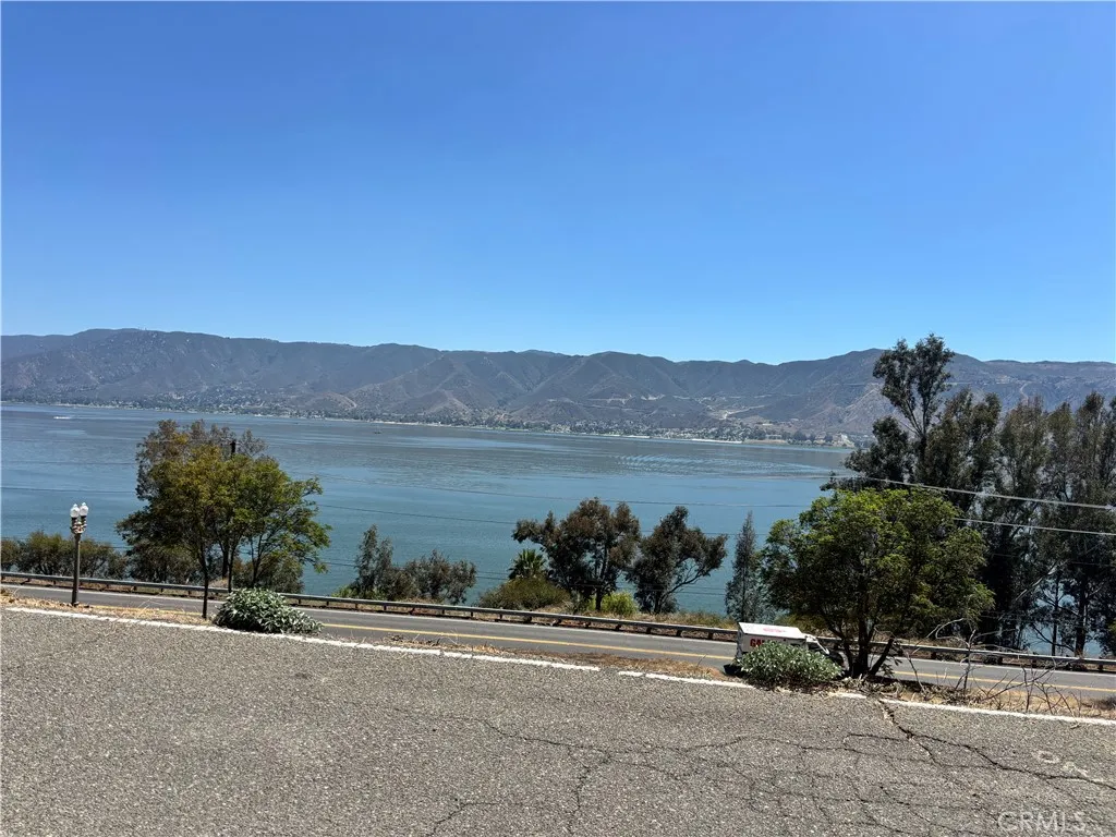 main property photo 10