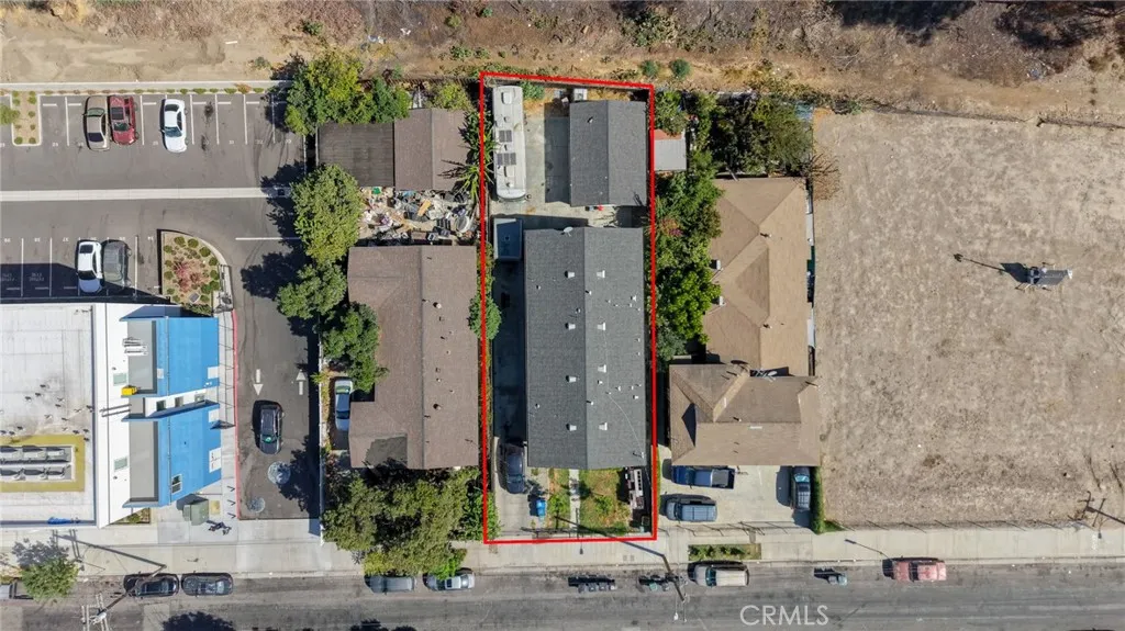 main property photo 5