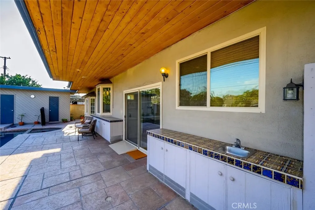 main property photo 59