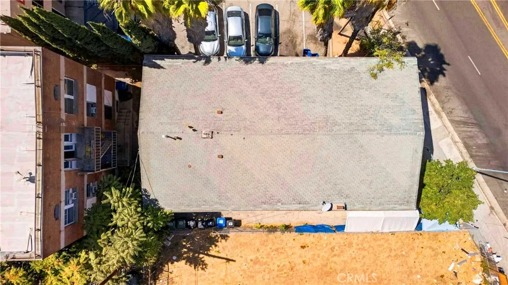 main property photo 10