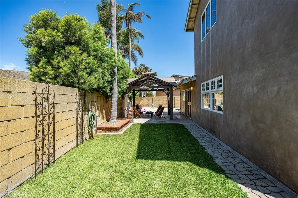main property photo 57