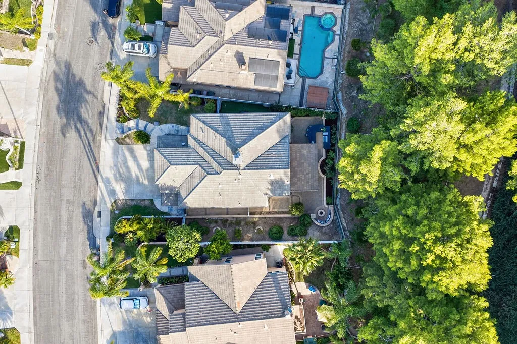 main property photo 67