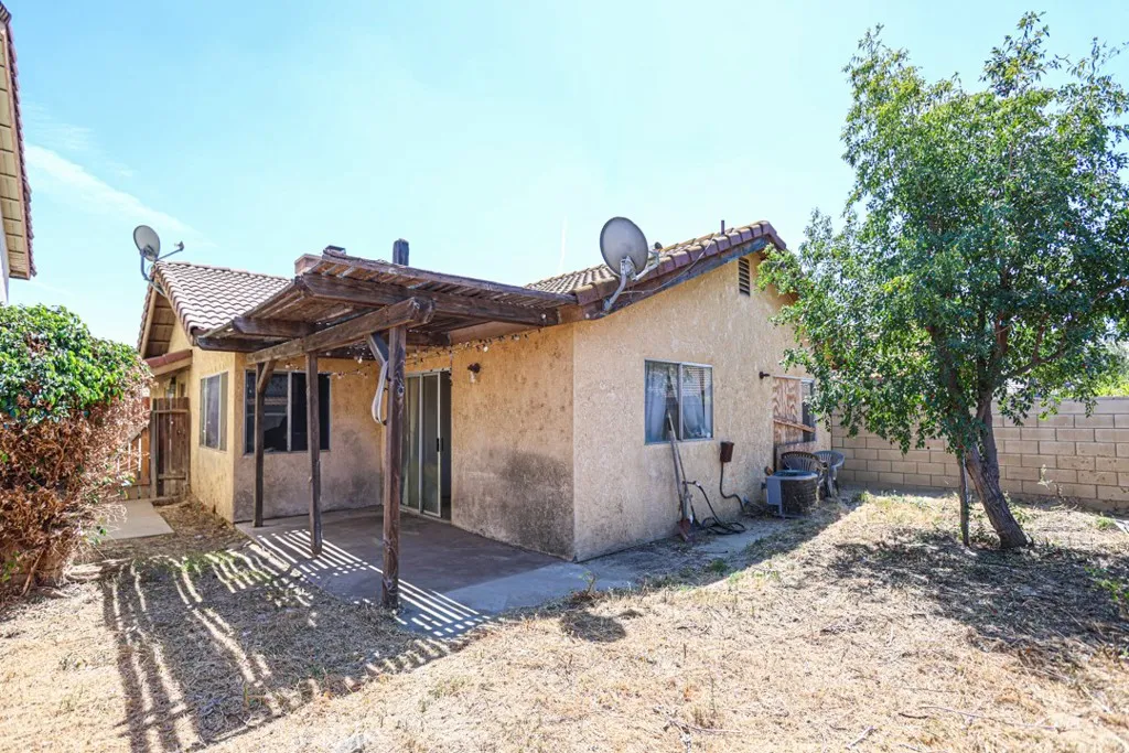 main property photo 26