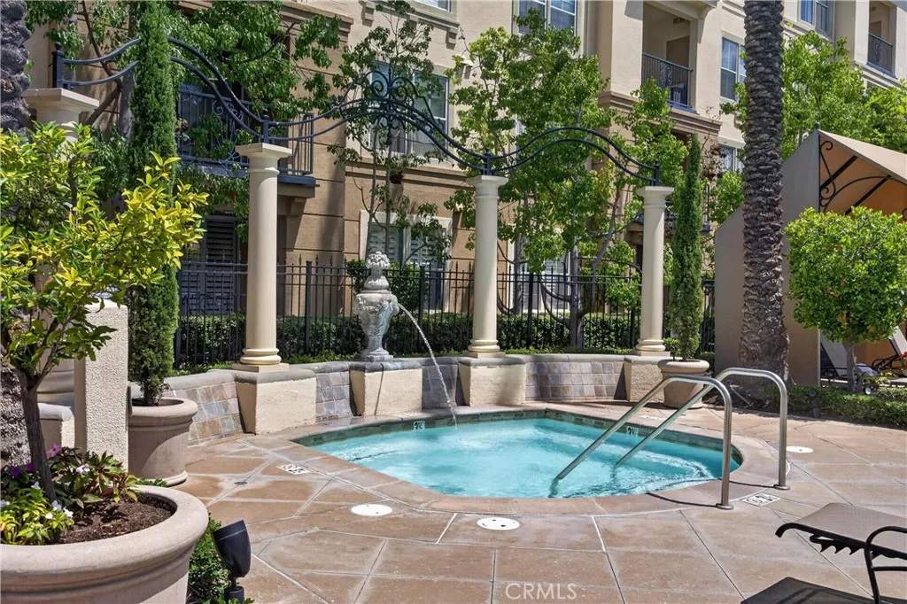main property photo 50