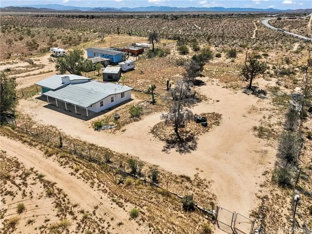 main property photo 15