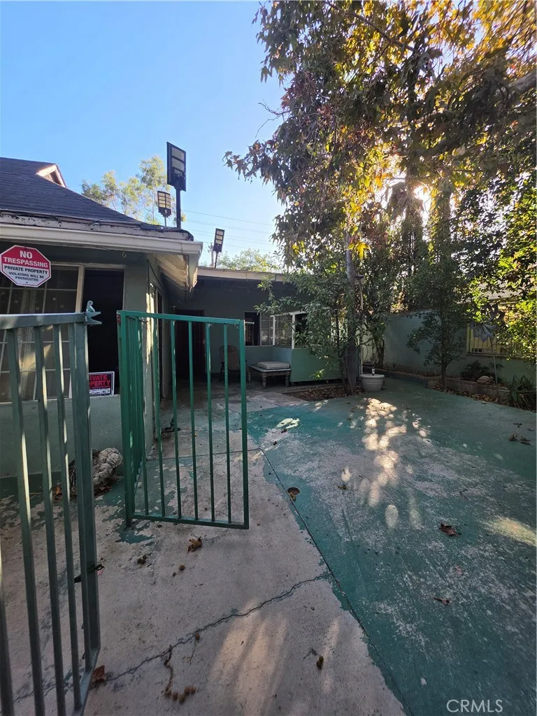 main property photo 37