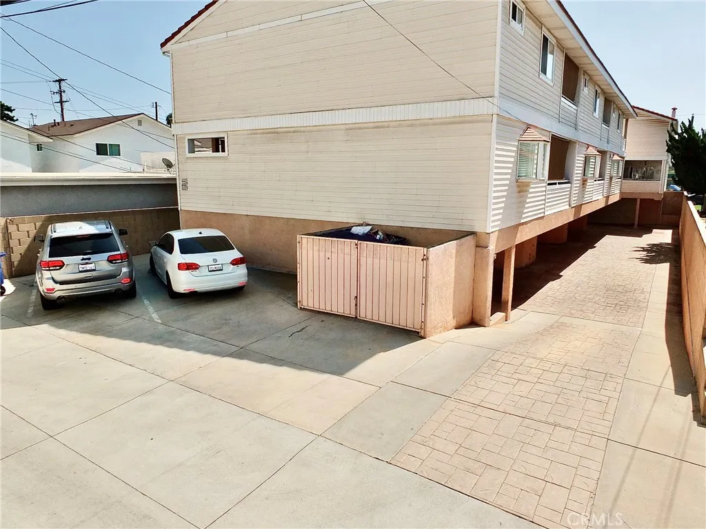 main property photo 54