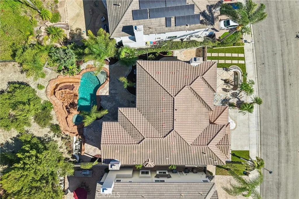 main property photo 65
