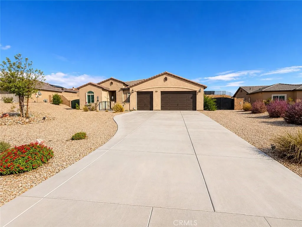 main property photo 2