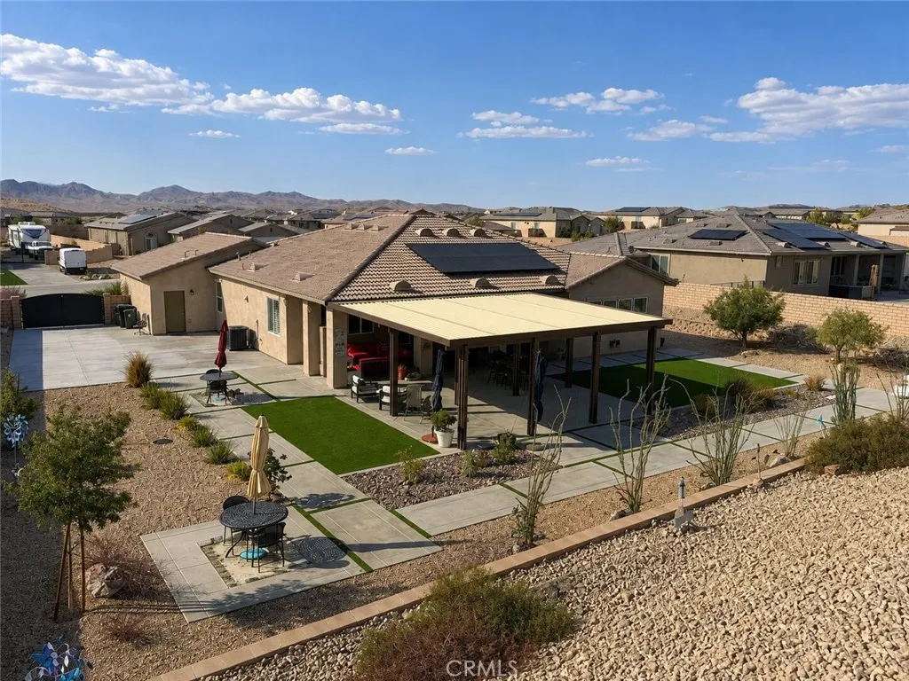 main property photo 30
