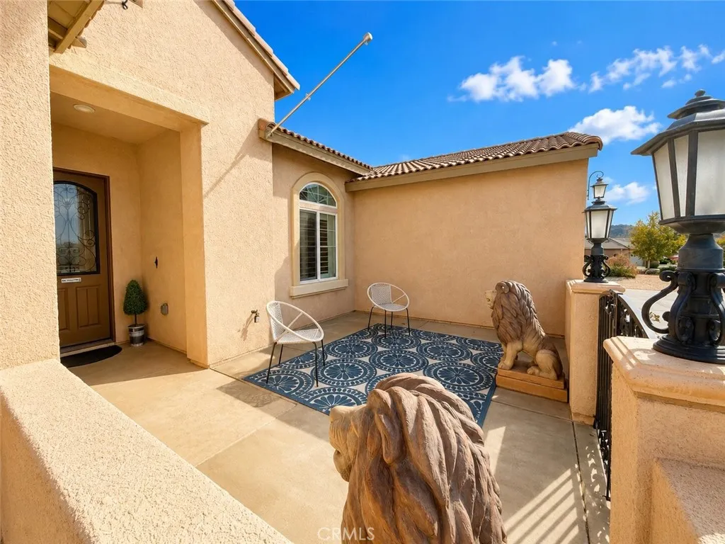 main property photo 4